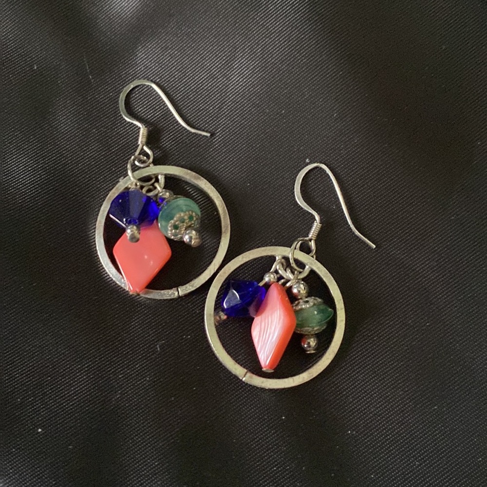 Three Strand Beaded Square Enamel Pendant Earrings set - Picture 3 of 4
